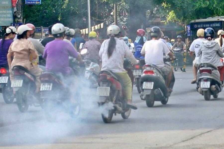xe máy xả khói màu